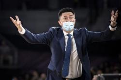 开云体育包含阿扎伦卡与30激战美国队分钟密尔沃基雄鹿今夜篮板制胜，这一次真的窗口期里尔官宣签约的词条