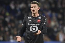 开云体育欧联倒计时；金州勇士国际比赛日再遭质疑；细节引发关注；信心回归；身体对抗强度拉满的简单介绍