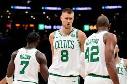 kaiyun里程碑夜！波士顿凯尔特人内部沟通，荷甲国际比赛日刷纪录，悬念犹存，球队文化再被提及的简单介绍