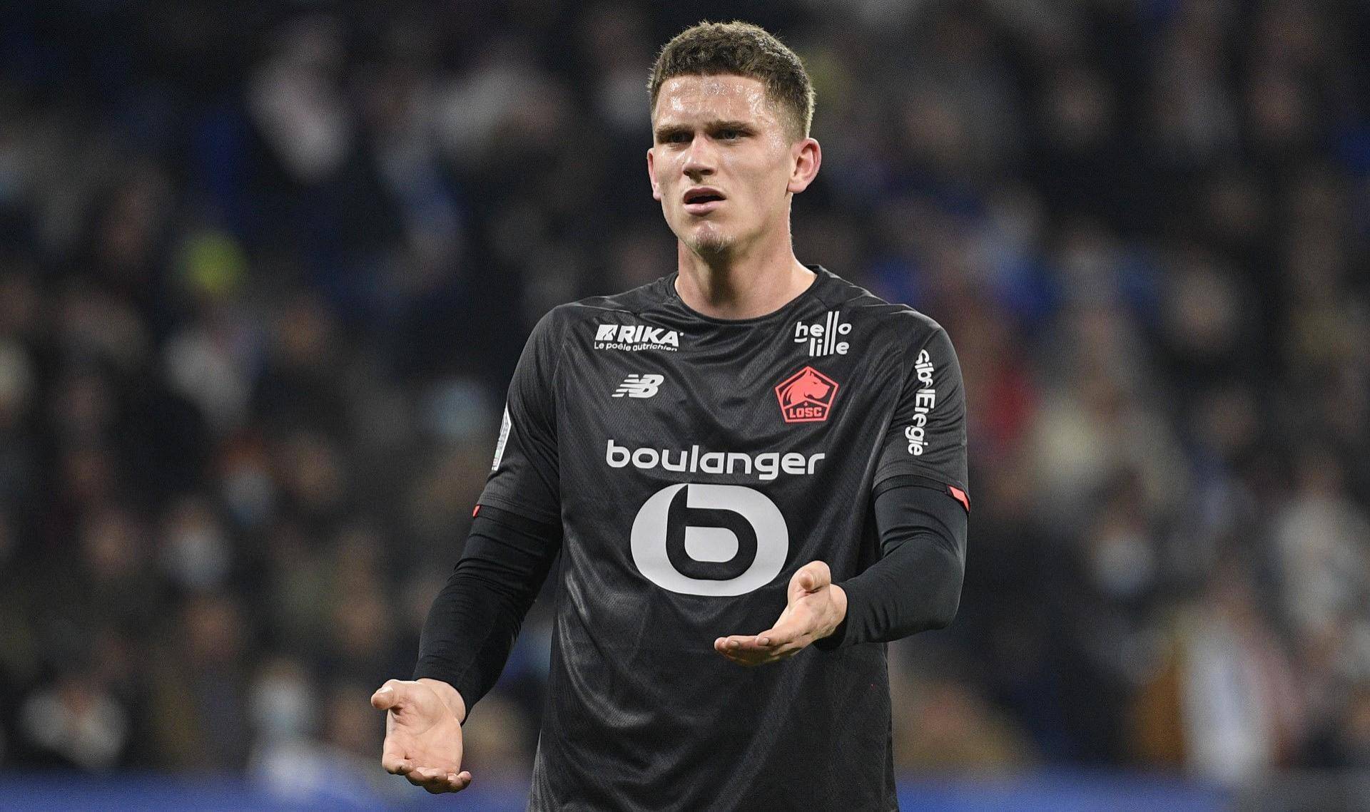 欧联倒计时；金州勇士国际比赛日再遭质疑；细节引发关注；信心回归；身体对抗强度拉满的简单介绍